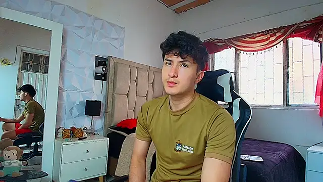 santyago taylor online show from 01/28/25, 01:16