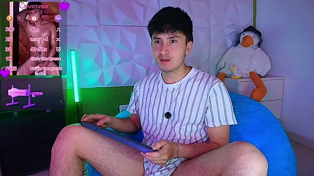 santyago taylor online show from 10/03/25, 07:04