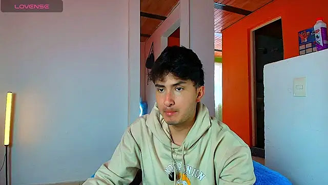 santyago taylor online show from 01/12/26, 06:36