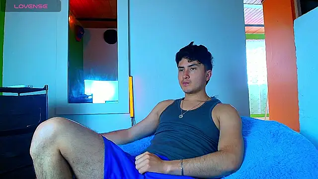 santyago taylor online show from 11/25/25, 07:03