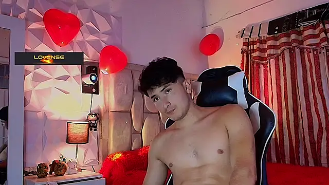 santyago taylor online show from 03/04/25, 06:50