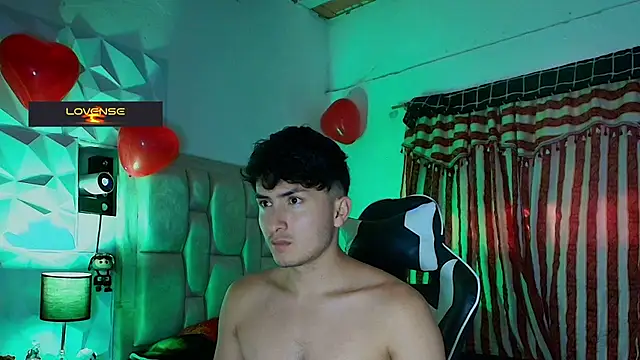 santyago taylor online show from 02/26/25, 07:10
