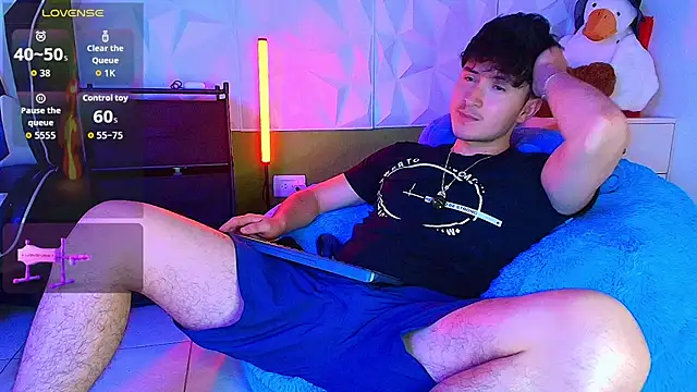 santyago taylor online show from 09/26/25, 07:21