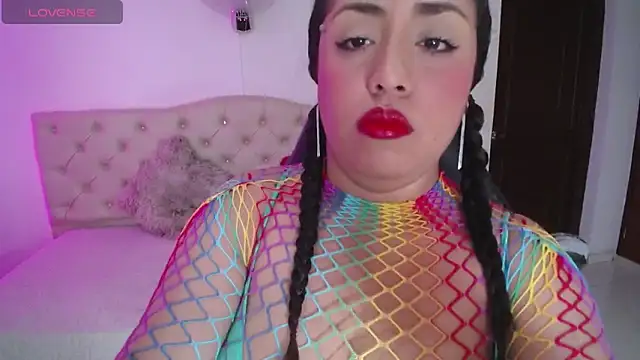 cristal horny19 online show from 03/15/26, 08:05