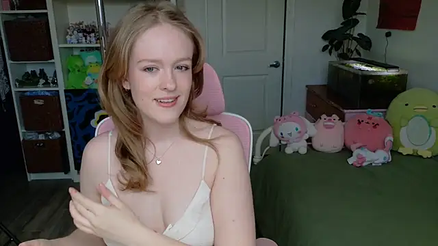 Daisy Dollxo online show from 04/20/26, 05:58