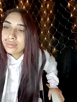 ifeelverywet andhot online show from 11/08/25, 05:00