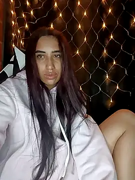 ifeelverywet andhot online show from 10/24/25, 04:11