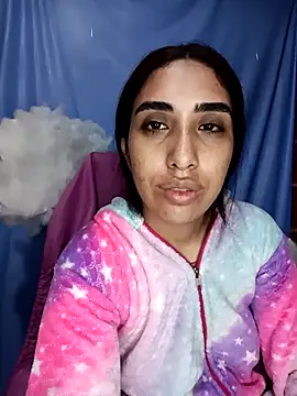 ifeelverywet andhot online show from 12/23/25, 06:45