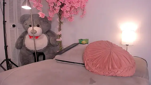 Snapshot of kitty_miaa chatting on 07/12/26, 09:26 kitty miaa online show from 07/12/26, 09:26