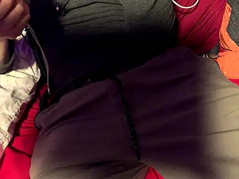 skatebored online show from 11/11/25, 03:56