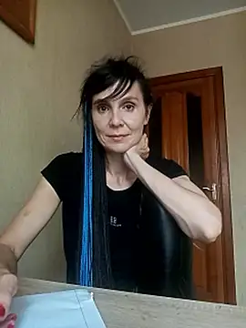 Francenia lolis online show from 10/10/25, 07:53