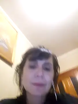 Francenia lolis online show from 04/09/26, 06:25