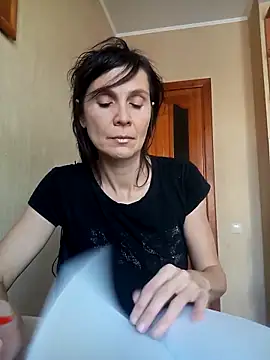 Francenia lolis online show from 02/21/26, 11:01