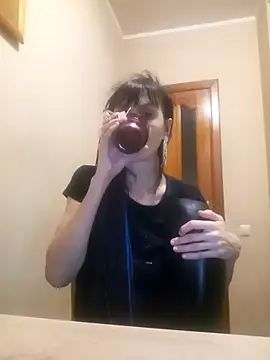 Francenia lolis online show from 03/05/26, 07:21