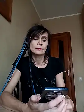 Francenia lolis online show from 11/20/25, 12:17