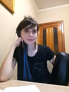 Francenia lolis online show from 11/24/25, 02:06