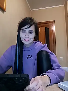 Francenia lolis online show from 12/02/25, 08:16