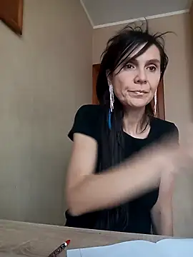 Francenia lolis online show from 02/13/26, 07:08