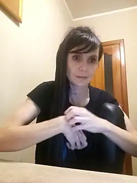 Francenia lolis online show from 10/26/25, 11:16