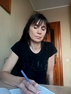 Francenia lolis online show from 03/10/26, 06:50