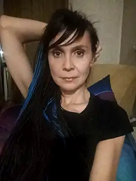 Francenia lolis online show from 10/19/25, 07:27