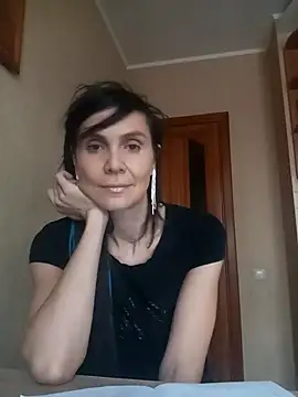 Francenia lolis online show from 02/14/26, 08:36