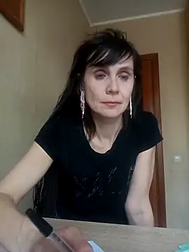 Francenia lolis online show from 04/13/26, 02:10