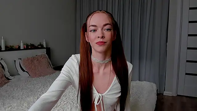 Undertheskin online show from 04/02/26, 02:13