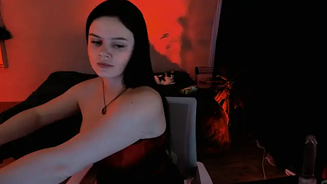 Snapshot of Lora_Cain chatting on 05/29/26, 12:44 Lora Cain online show from 05/29/26, 12:44