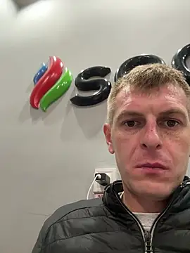 adrian90bi11 online show from 05/13/26, 04:47