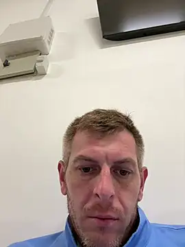 adrian90bi11 online show from 05/26/26, 03:10