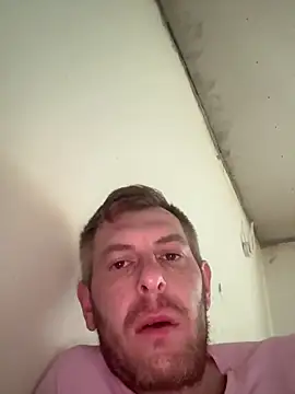 adrian90bi11 online show from 04/05/26, 06:42