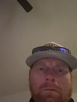 Nakedginger26 online show from 05/15/26, 09:51