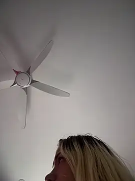 Snapshot of -Sexy_Barbie- chatting on 02/11/26, 08:14 -Sexy Barbie- online show from 02/11/26, 08:14