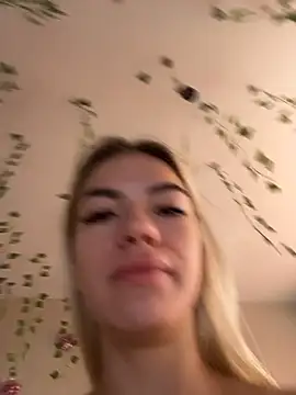 -Sexy Barbie- online show from 10/13/25, 02:57
