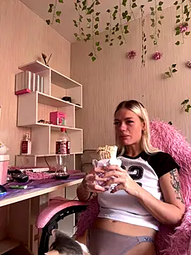 -Sexy Barbie- online show from 09/23/25, 04:19