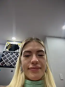 Snapshot of -Sexy_Barbie- chatting on 03/01/26, 08:14 -Sexy Barbie- online show from 03/01/26, 08:14