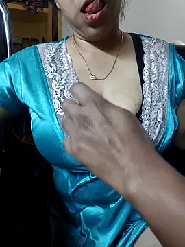 Snapshot of Madhavi_mishra chatting on 11/19/25, 05:07 Madhavi mishra online show from 11/19/25, 05:07