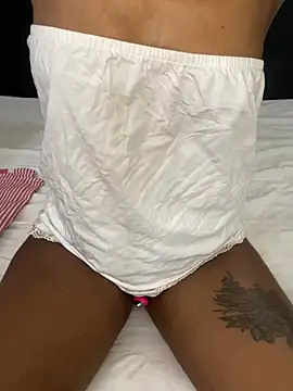 juliya Les online show from 04/11/26, 09:24