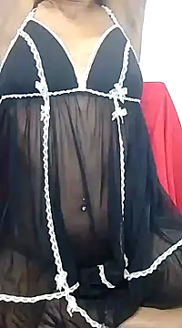 Snapshot of juliya_Les chatting on 02/05/25, 01:22 juliya Les online show from 02/05/25, 01:22