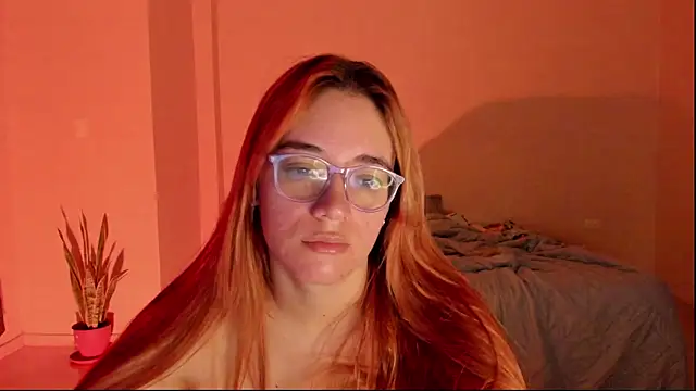 Snapshot of atenas_05_ chatting on 02/11/26, 09:31 atenas 05 online show from 02/11/26, 09:31