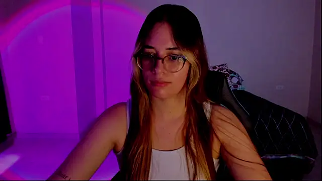 atenas 05  online show from 11/08/25, 09:29