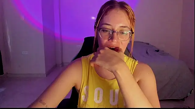 atenas 05  online show from 12/04/25, 09:47