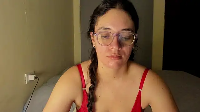 Snapshot of atenas_05_ chatting on 07/01/26, 09:31 atenas 05 online show from 07/01/26, 09:31