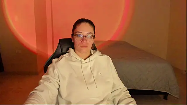 atenas 05  online show from 10/29/25, 09:30