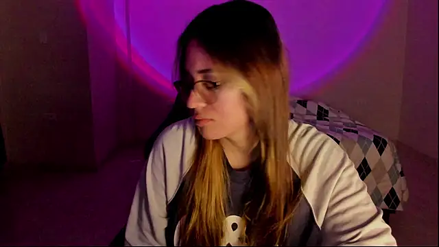 atenas 05  online show from 11/07/25, 09:47