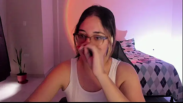 atenas 05  online show from 11/20/25, 09:47