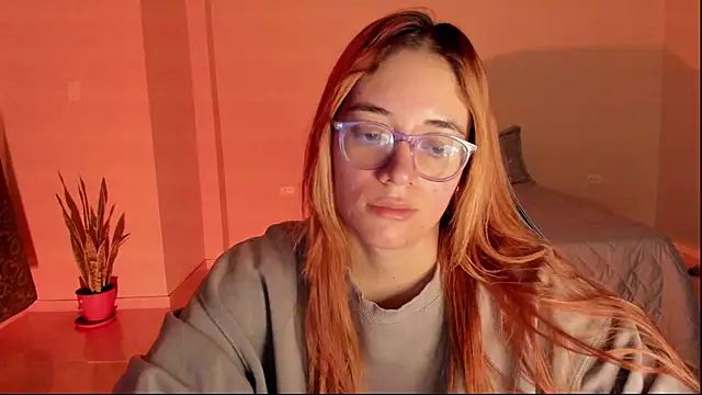 Snapshot of atenas_05_ chatting on 02/12/26, 09:31 atenas 05 online show from 02/12/26, 09:31