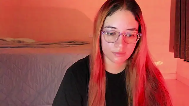 atenas 05  online show from 04/15/26, 09:26