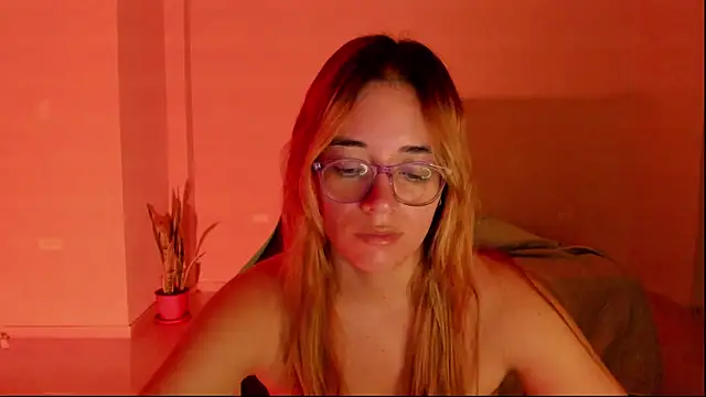 atenas 05  online show from 03/18/26, 09:34